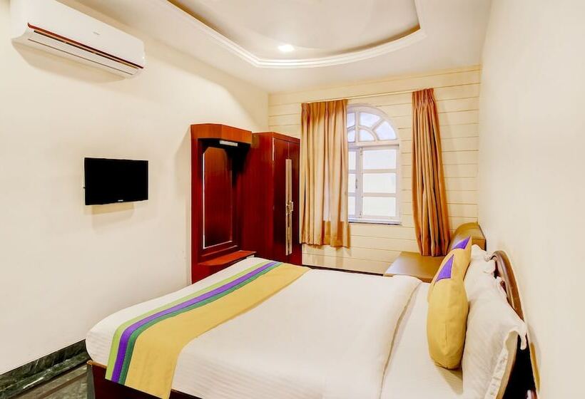 Itsy Hotels The New Hill Retreat, Near By Local Bus Station