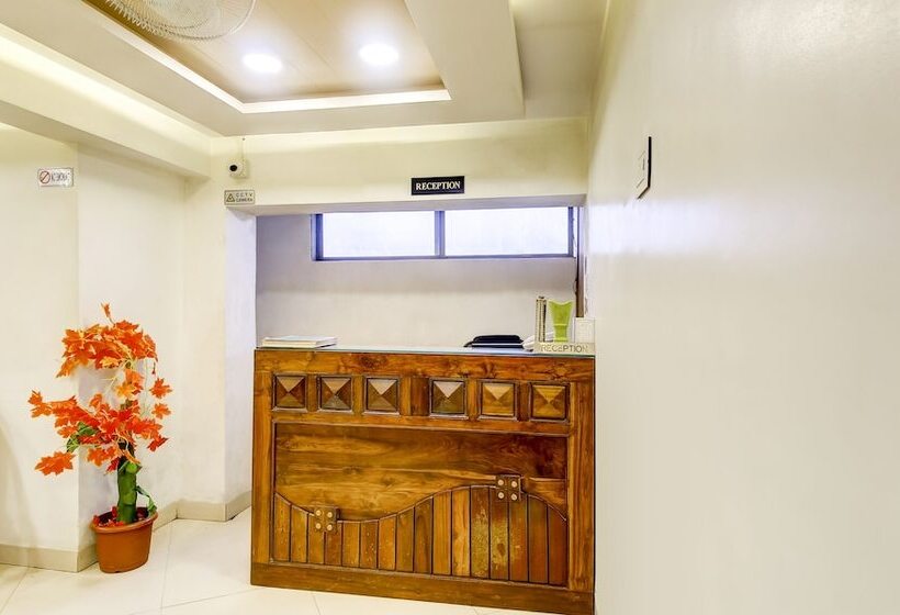 Itsy Hotels The New Hill Retreat, Near By Local Bus Station