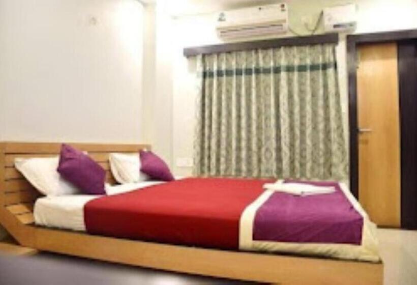 Hôtel Shreehari Grand