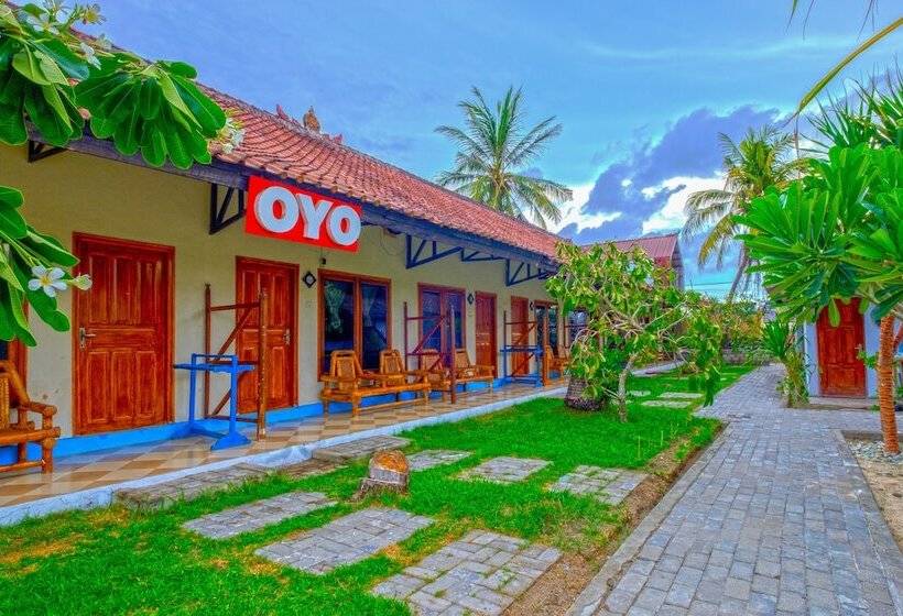 ホテル Surfers Beachfront Lombok