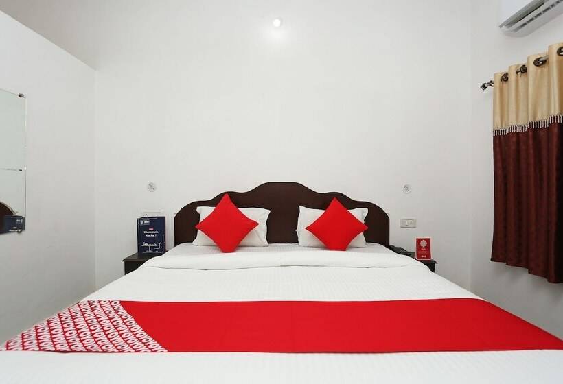 בית מלון כפרי Karma Guest House By Oyo