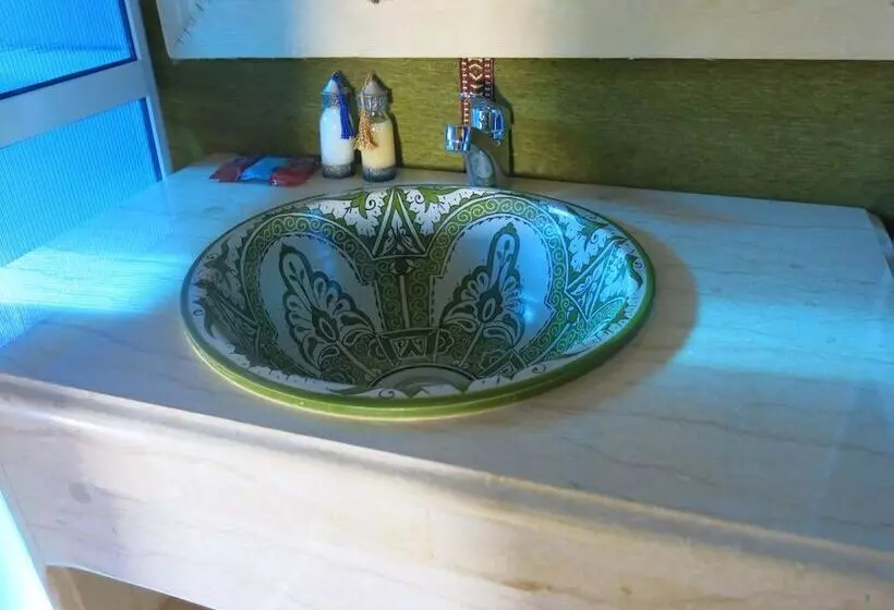 Hotelli Mirage Luxury Camp