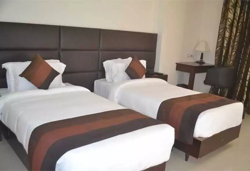 هتل Patliputra Nirvanaa