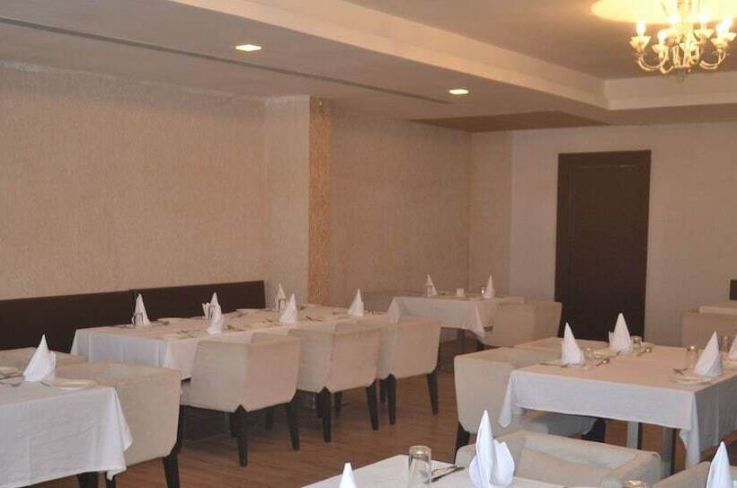 酒店 Patliputra Nirvanaa