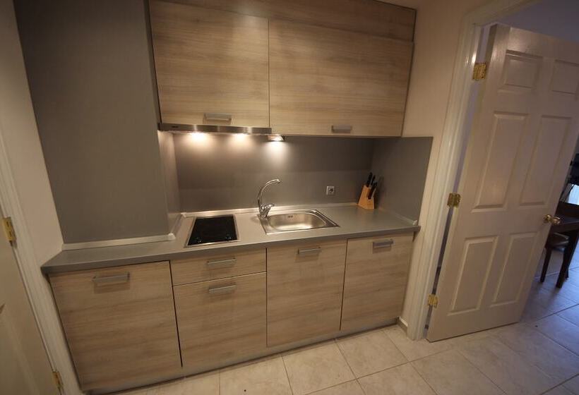 هتل Menada Sozopol Apartments