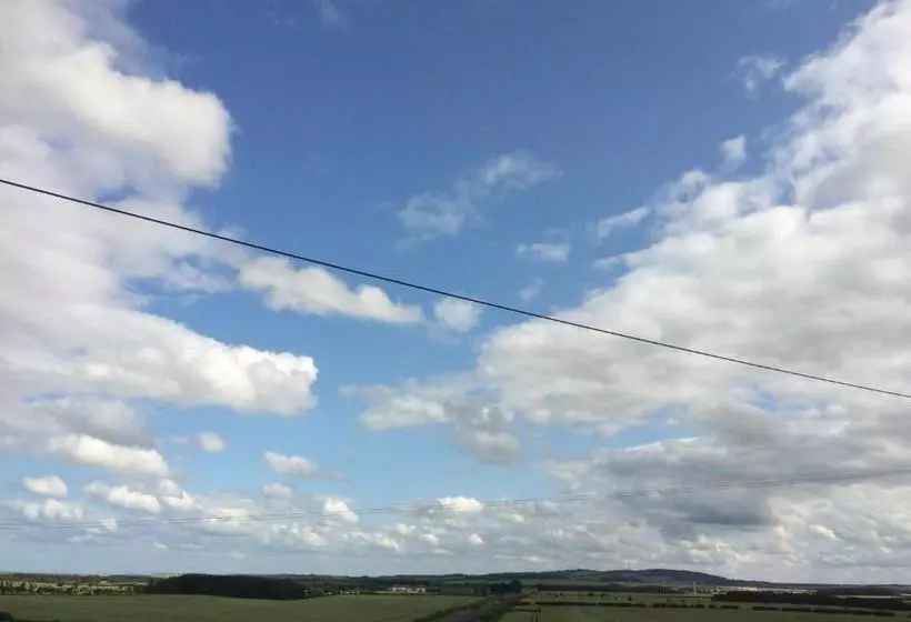 هاستل The Island View Inn