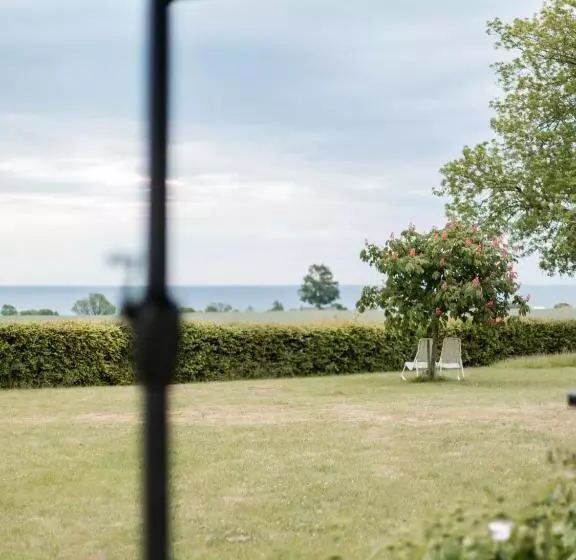 تختخواب و صبحانه Sköllengården