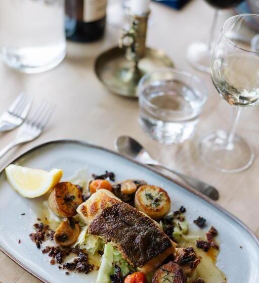 تختخواب و صبحانه Sköllengården