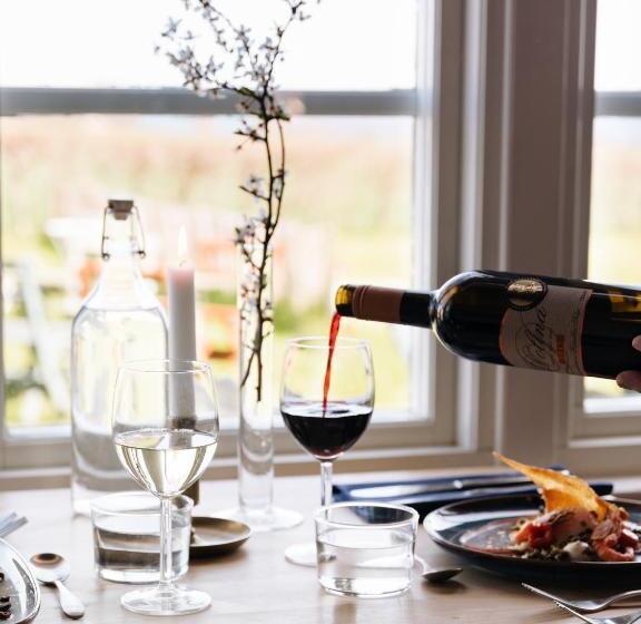 تختخواب و صبحانه Sköllengården