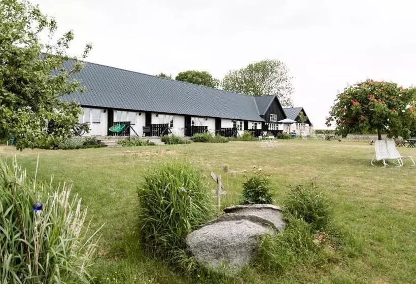 تختخواب و صبحانه Sköllengården