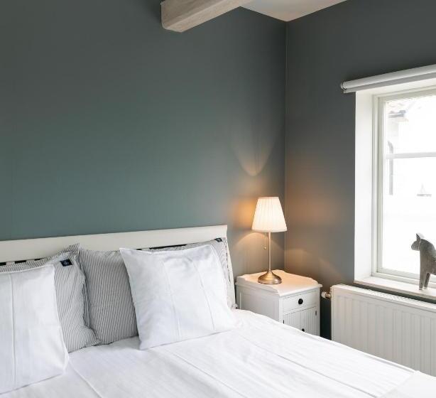 تختخواب و صبحانه Sköllengården