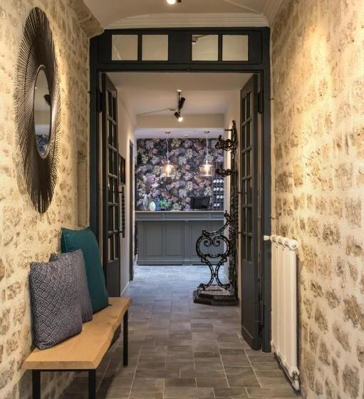 Отель Hôtel Restaurant L Epicurien