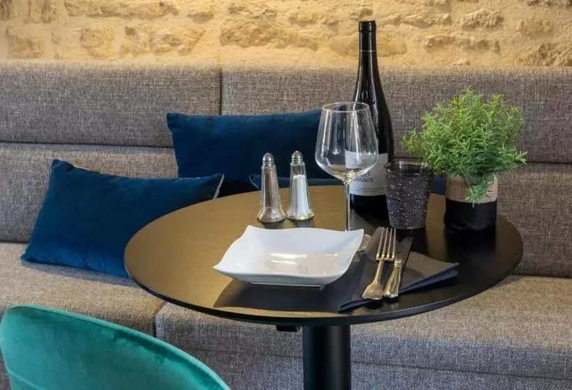 Hotelli Hôtel Restaurant L Epicurien