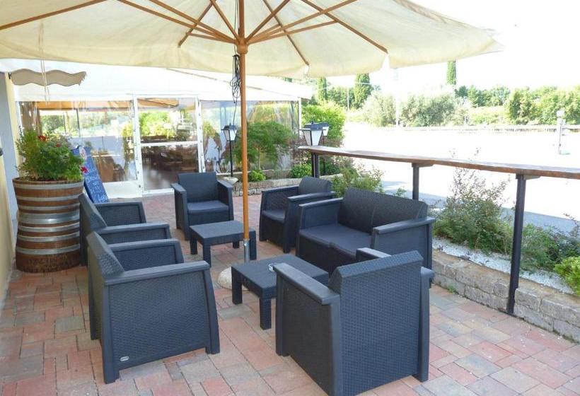 فندق Le Colline Del Garda