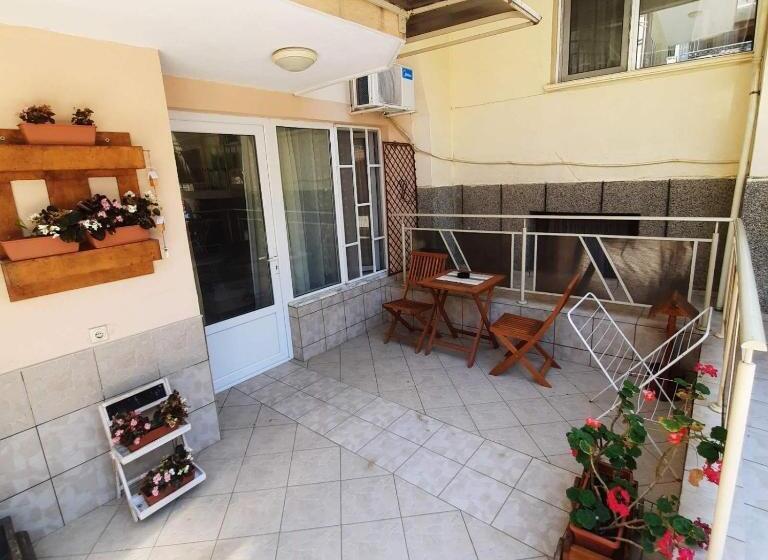 پانسیون Guest House Ofilovi