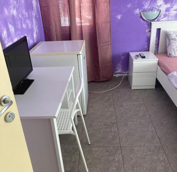 پانسیون Guest House Ofilovi