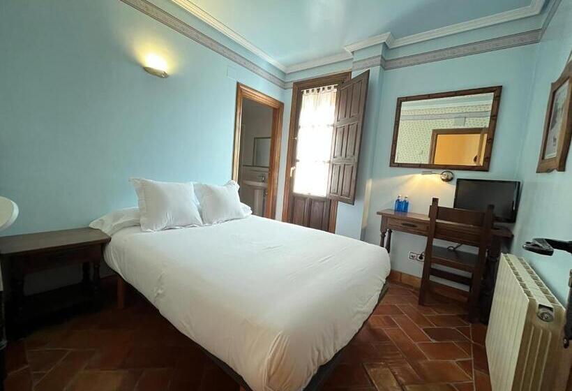 بنسيون Hospederia Sagasta