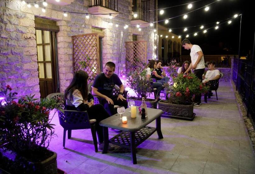 بنسيون Hospederia Sagasta