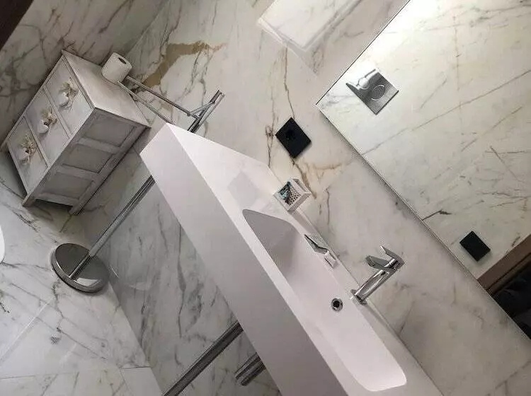 پانسیون Incanto Luxury Rooms