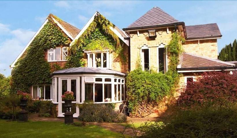 مبيت وإفطار Apple Tree Cottages