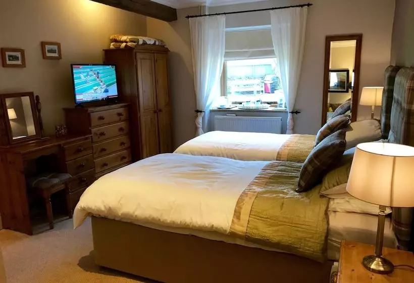 Aamiaismajoitus (B&B) Old Radnor Barn