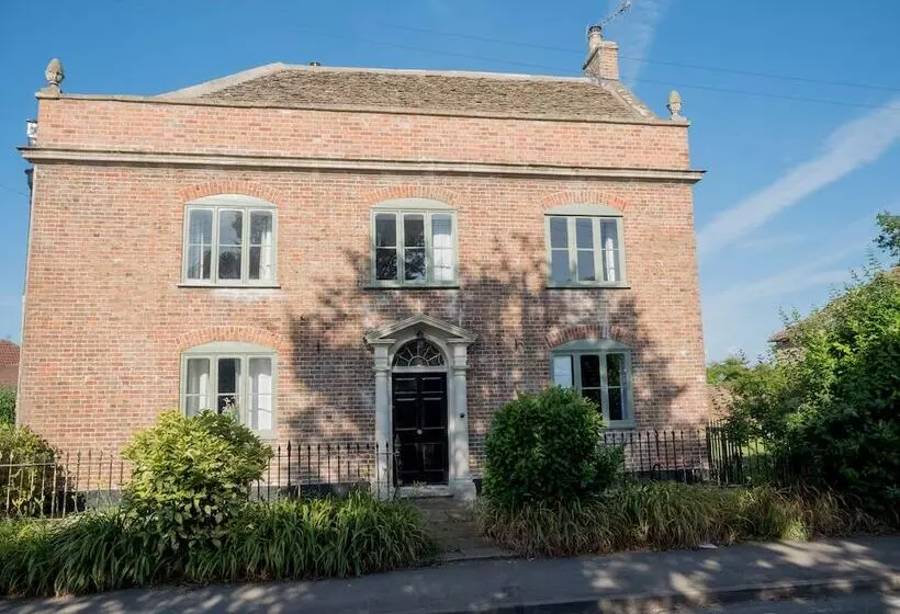 Churchend Farm Bed & Breakfast