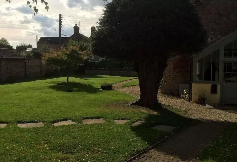 Churchend Farm Bed & Breakfast