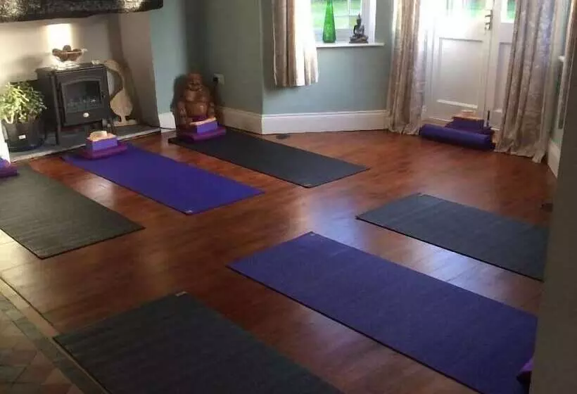 Churchend Farm Bed & Breakfast