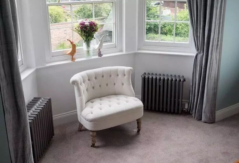 Churchend Farm Bed & Breakfast