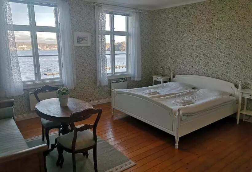 Gustafsbergs Badhotell & Vandrarhem