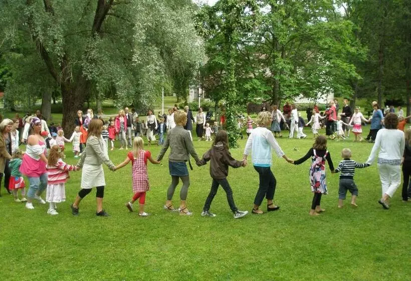 Gustafsbergs Badhotell & Vandrarhem