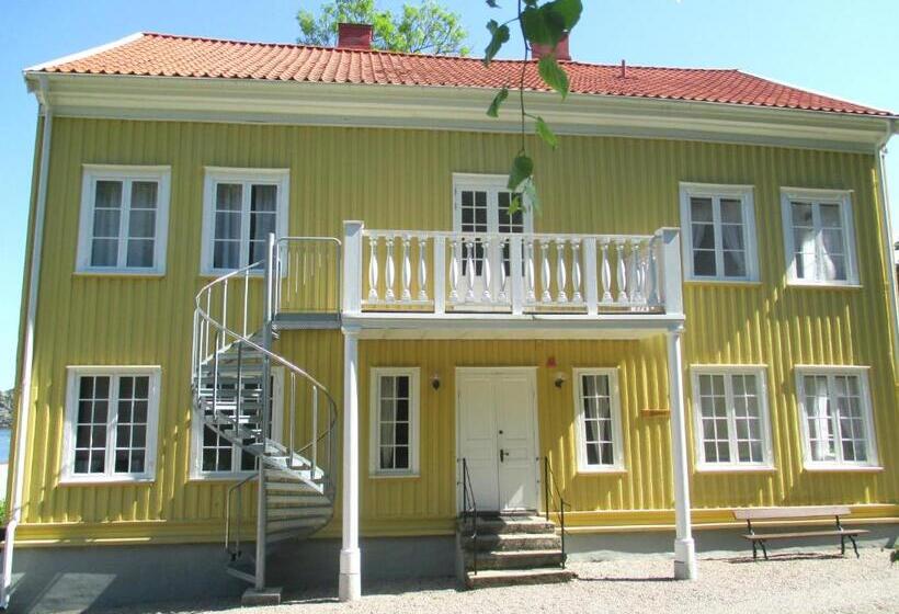 Gustafsbergs Badhotell & Vandrarhem