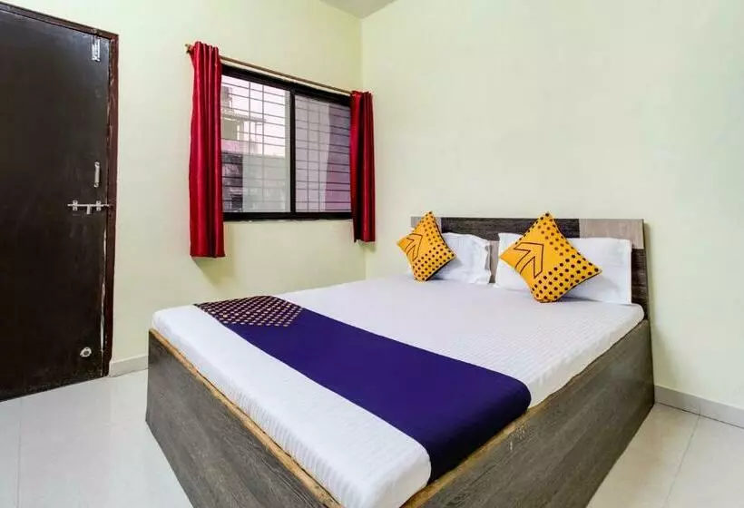 ホテル Spot On 67463 Shiv Residency