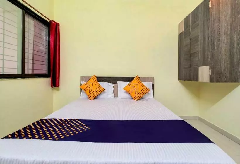 ホテル Spot On 67463 Shiv Residency