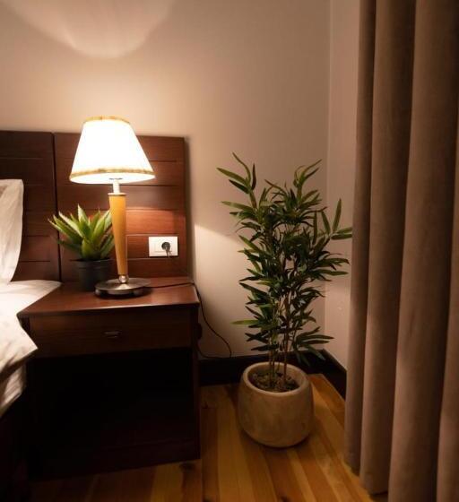 펜션 Villa Elezi 2