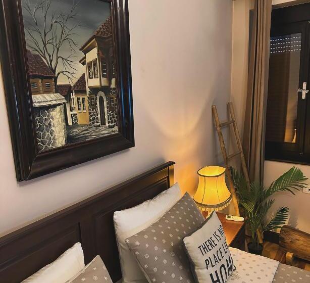 펜션 Villa Elezi 2