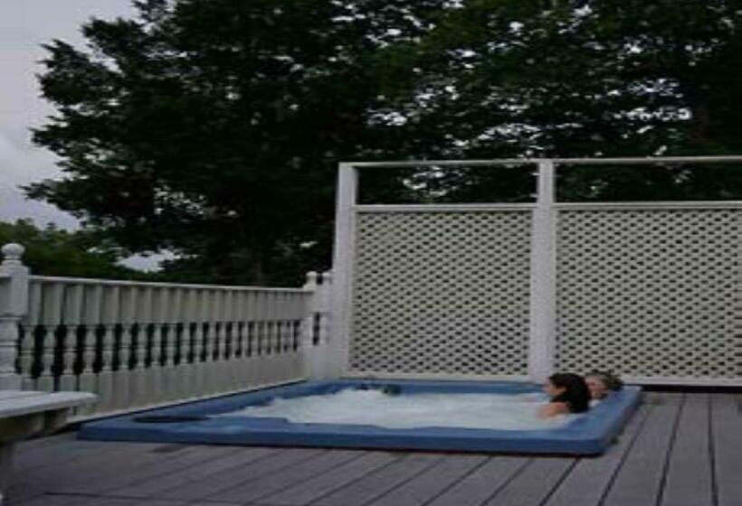 Plain & Fancy Bed & Breakfast