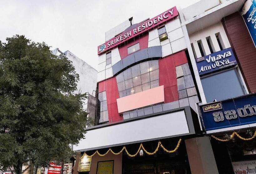 בית מלון כפרי Flagship Srikesh Residency