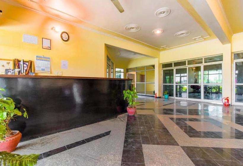 בית מלון כפרי Oyo 47416  Vimal