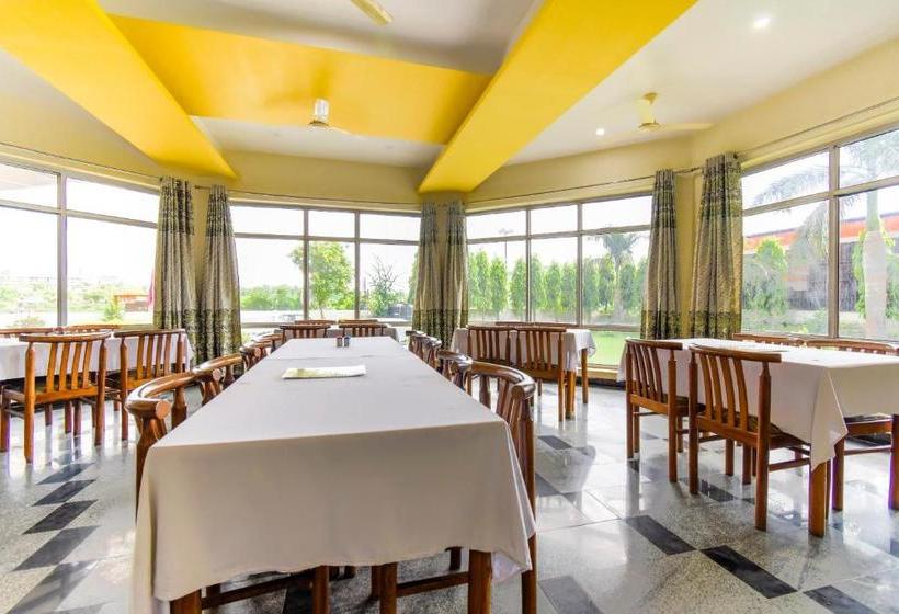 בית מלון כפרי Oyo 47416  Vimal