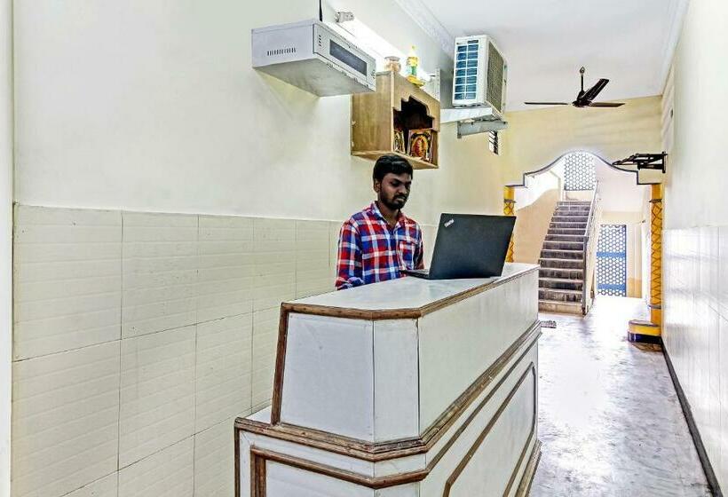 בית מלון כפרי O Suraj Residency