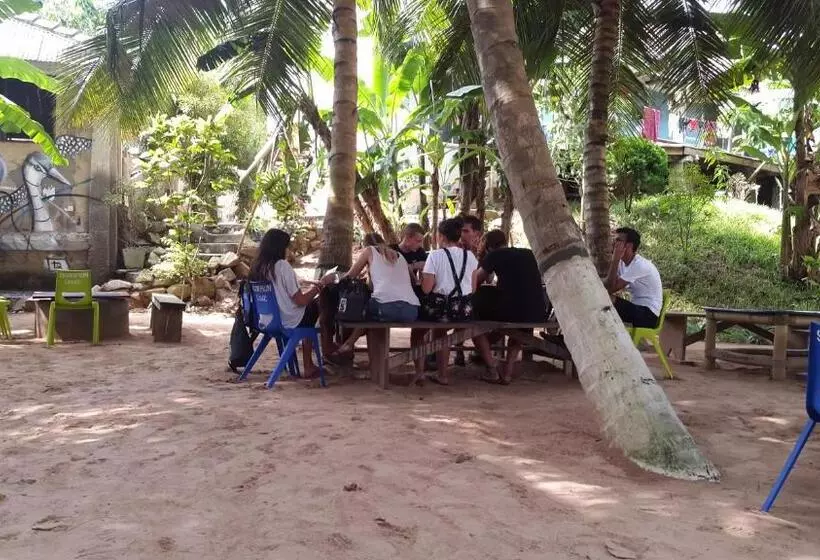 Retkeilymaja Scorpion Hill Lodge