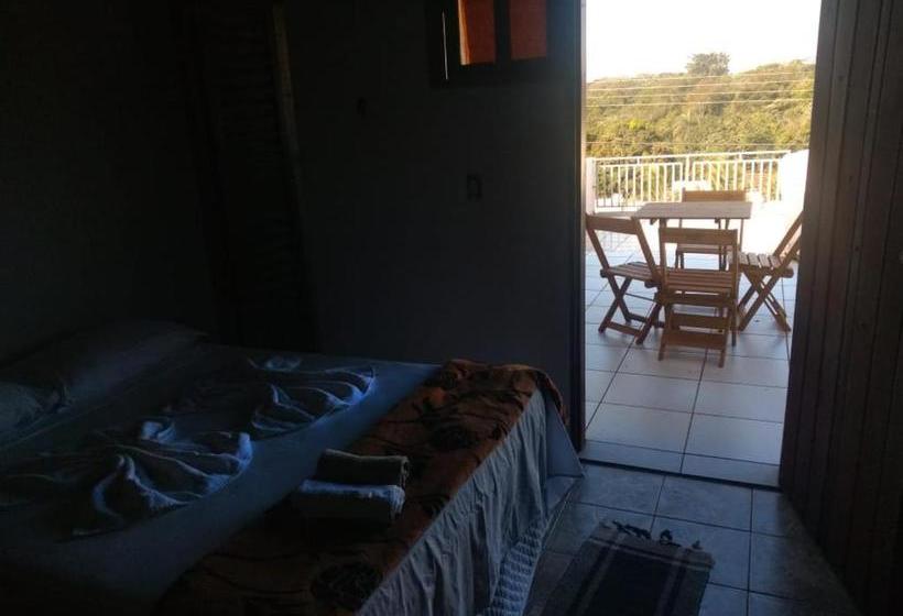 تختخواب و صبحانه Flor Do Pequi