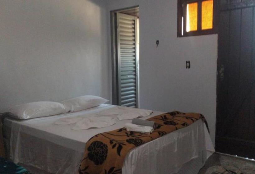 تختخواب و صبحانه Flor Do Pequi