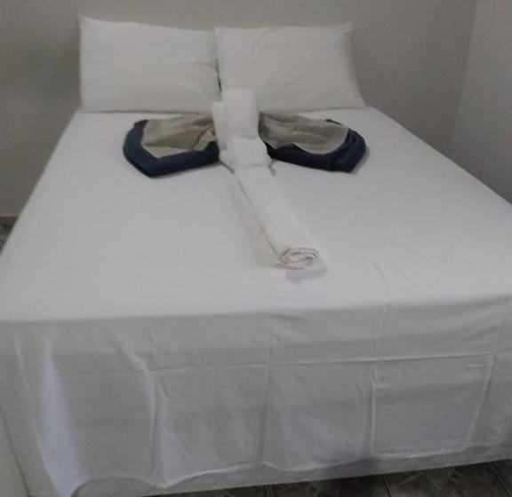 تختخواب و صبحانه Flor Do Pequi