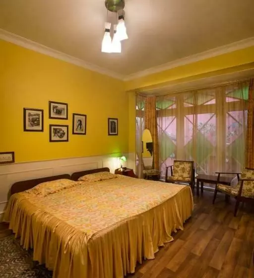 Aamiaismajoitus (B&B) Rock Cliff Home Stay