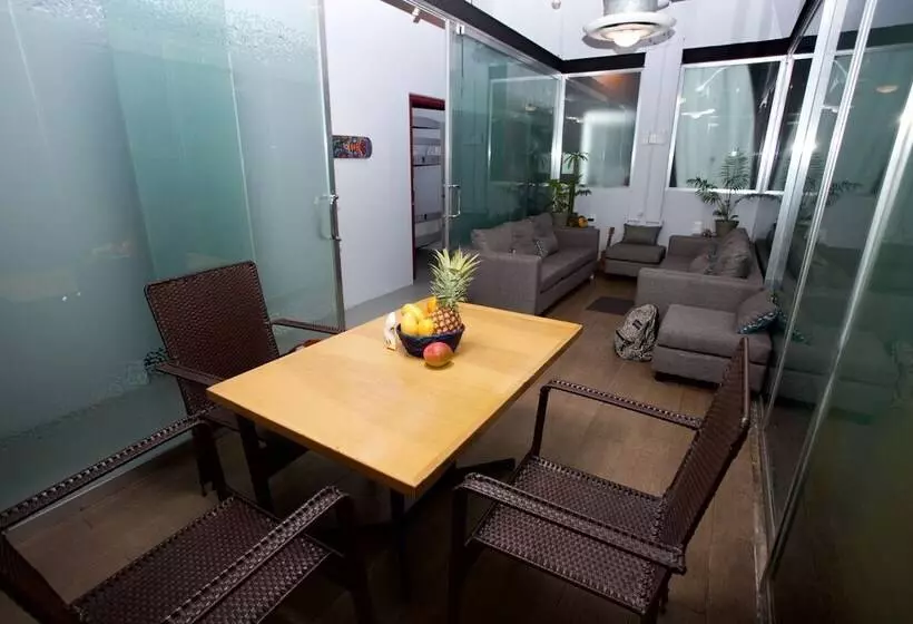 Hostel Auikyani