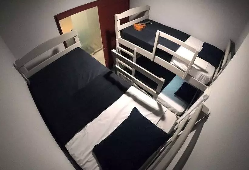 Hostel Auikyani