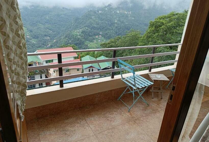 فندق 100 Petals Gangtok 12 Mins From Mg Marg