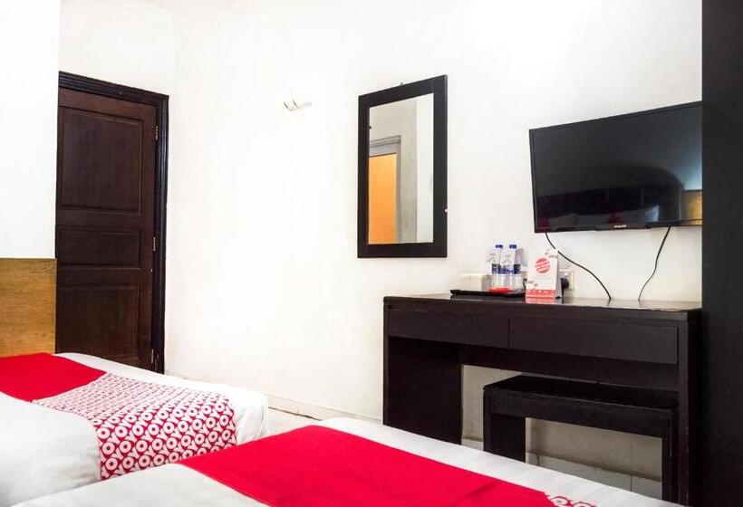 فندق Capital O 664 Romance